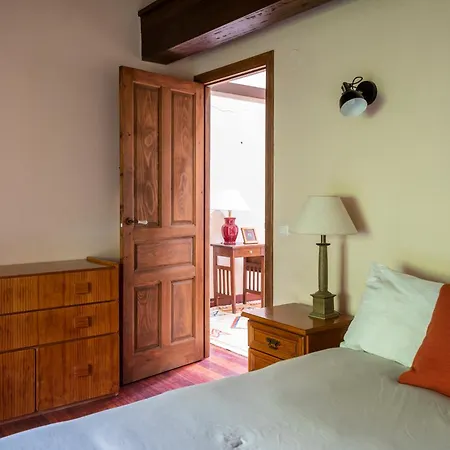 Casa Roble * Guemes