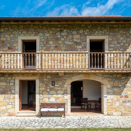 Holiday home Casa Roble Guemes